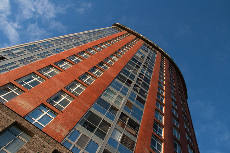 big-foot-na-ob-ekte-zhiloj-kompleks-admiral-740